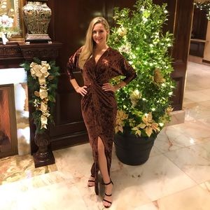 Meet your Posher, Dana